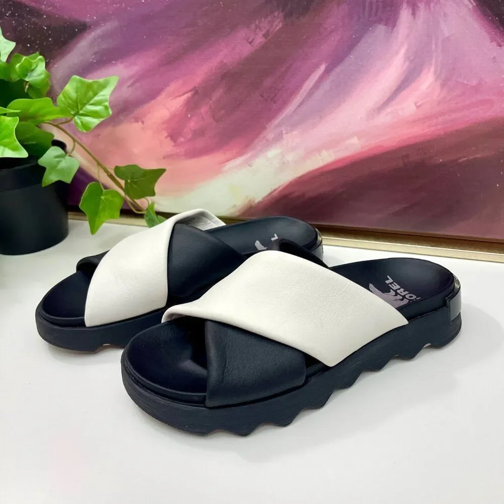 Sorel VIIBE Crisscross Slide Sandal in Black & White Size 6.5